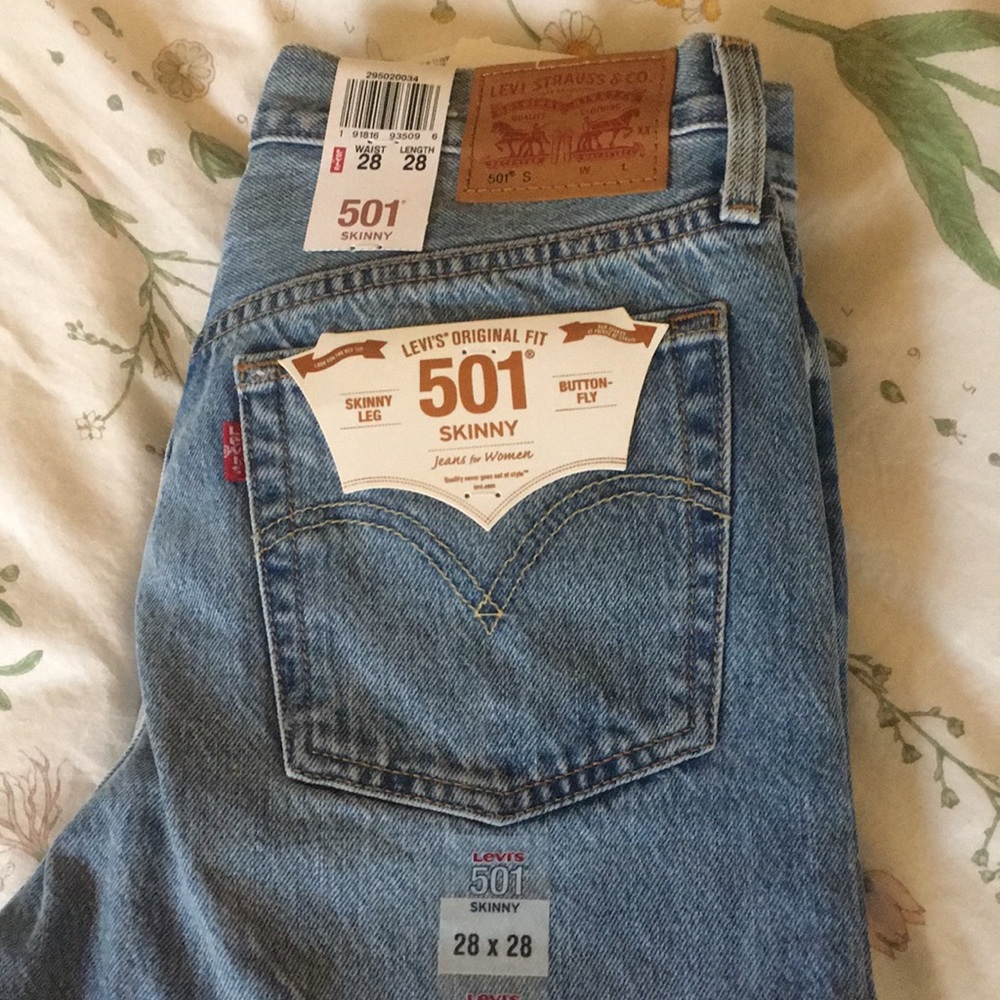 Brand New Levi’s Skinny 501